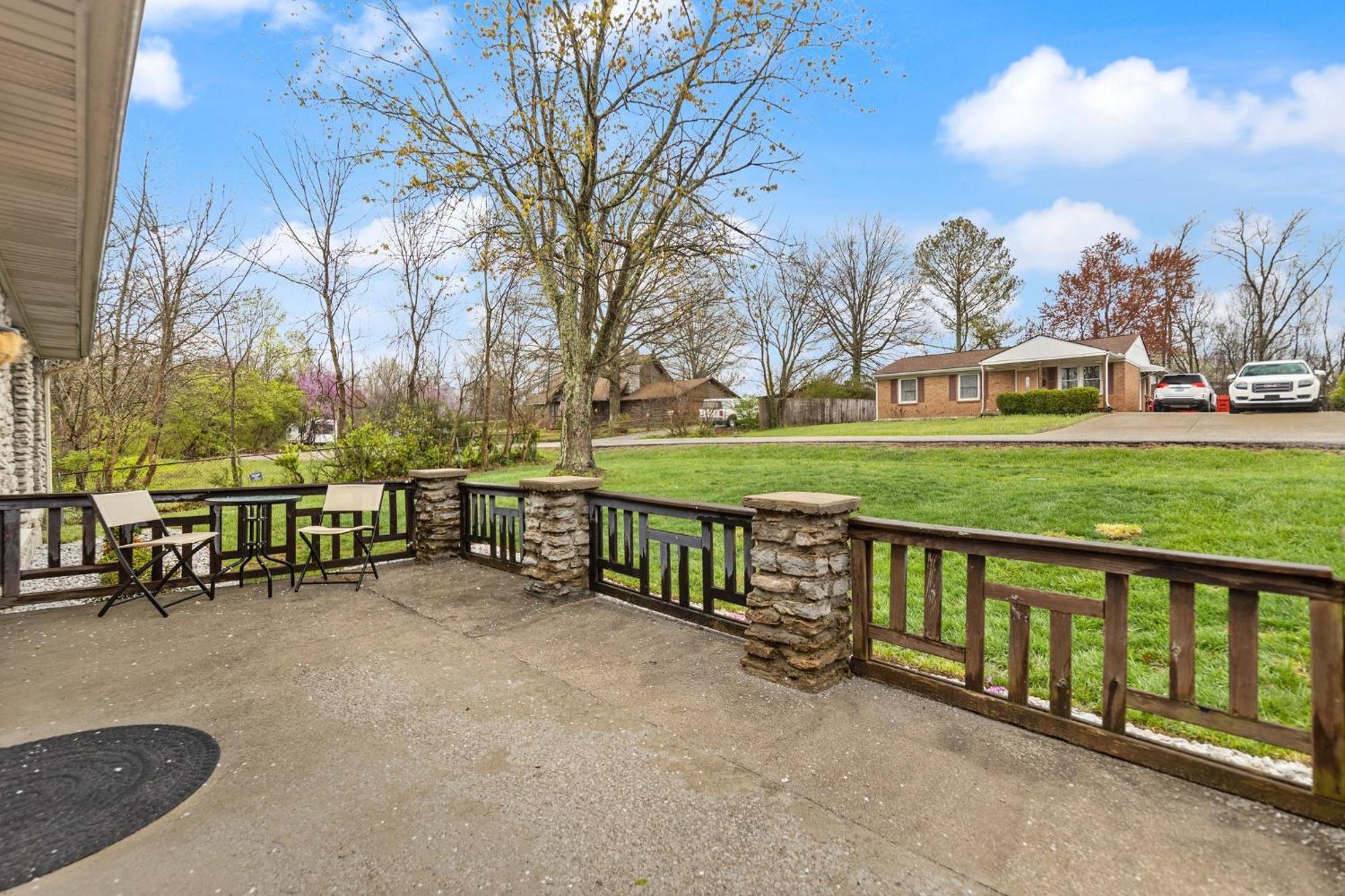 The Kentucky Bluegrass Retreat Vila Frankfort Exterior foto
